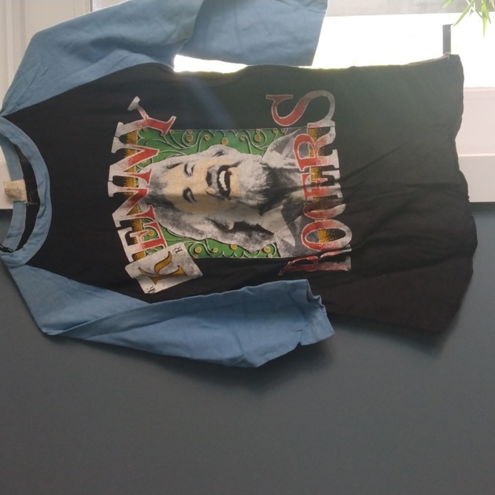 70s Kenny Rogers tee